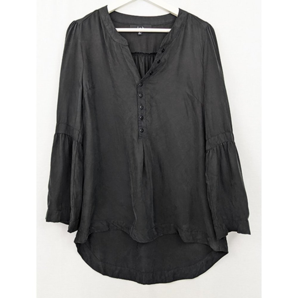 *SALE*2 FOR 20* Joh Black Princess Sleeved Pullover Size M